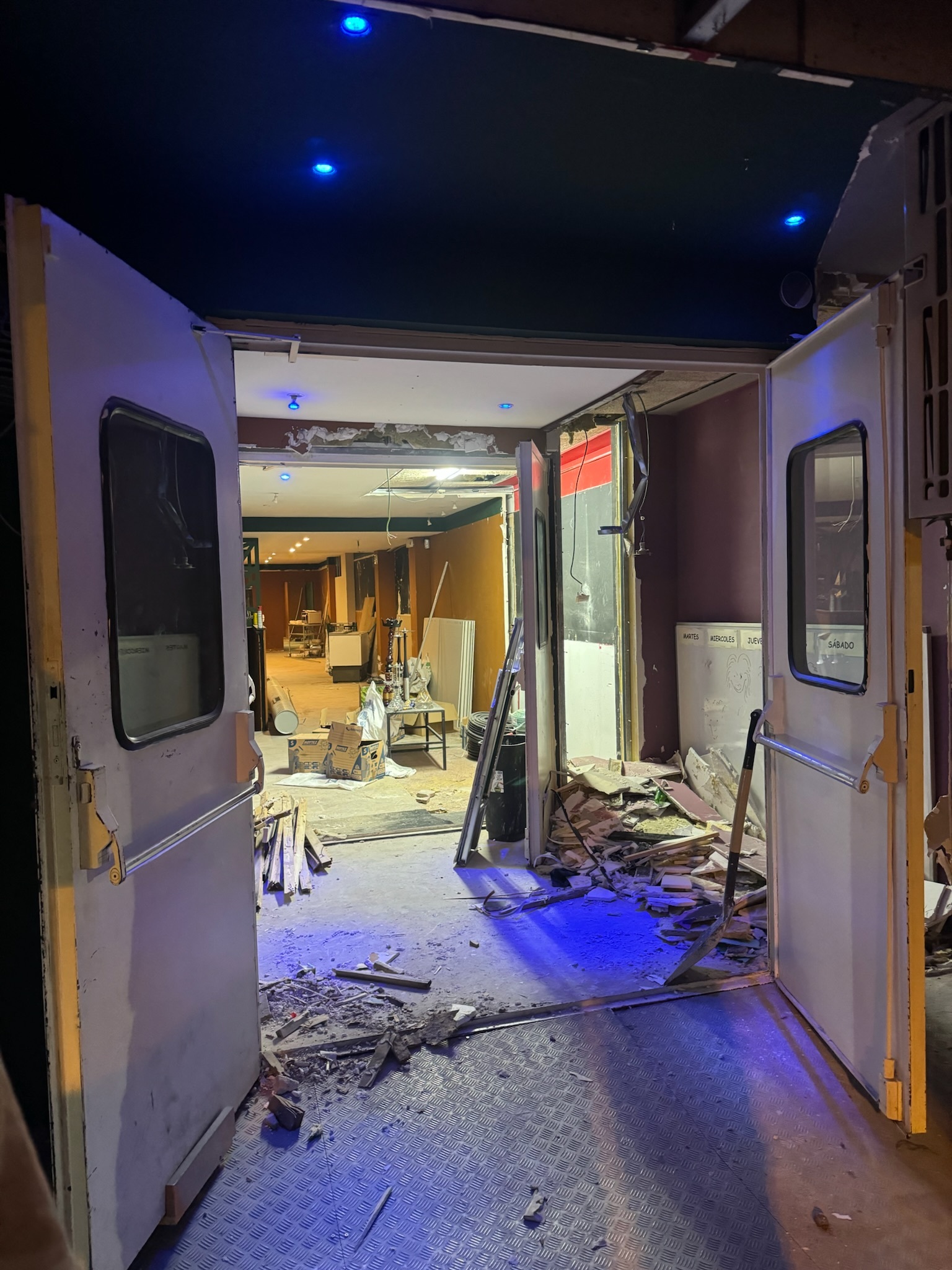 Obra de Arde Lounge antes de la reforma